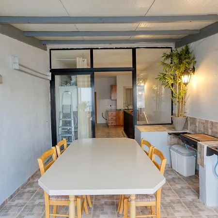 Spb26 - Seafront House In Bugibba St Paul's Bay