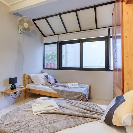 Spb26 - Seafront House In Bugibba