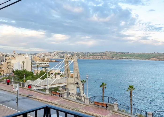 Spb26 - Seafront House In Bugibba Appartement