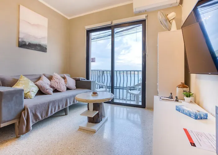 Spb26 - Seafront House In Bugibba * St. Paul's Bay